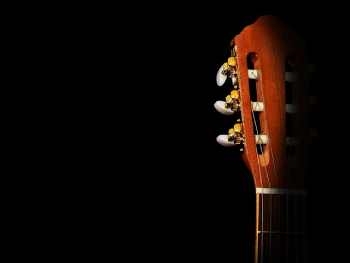 image-guitare-sur-fond-noir