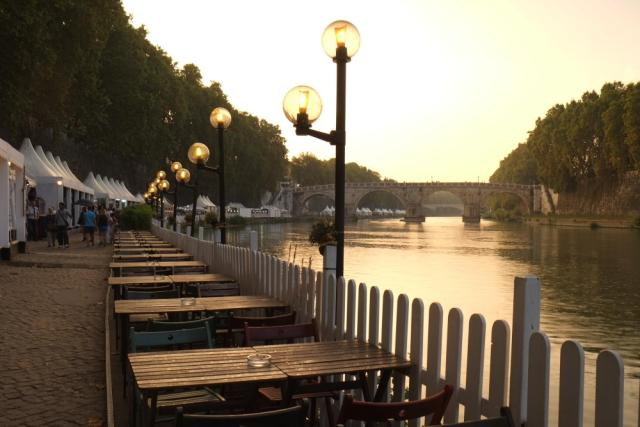 terrasses sur le quai