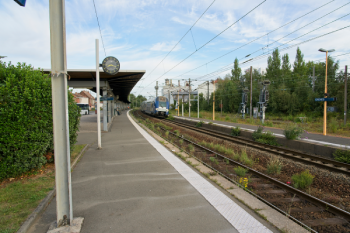 train arrivant en gare